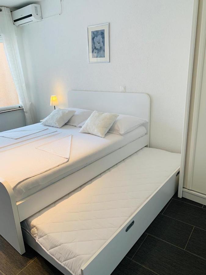 Apartments Villa Zica Trogir Eksteriør bilde