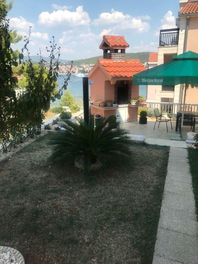 Apartments Villa Zica Trogir Eksteriør bilde