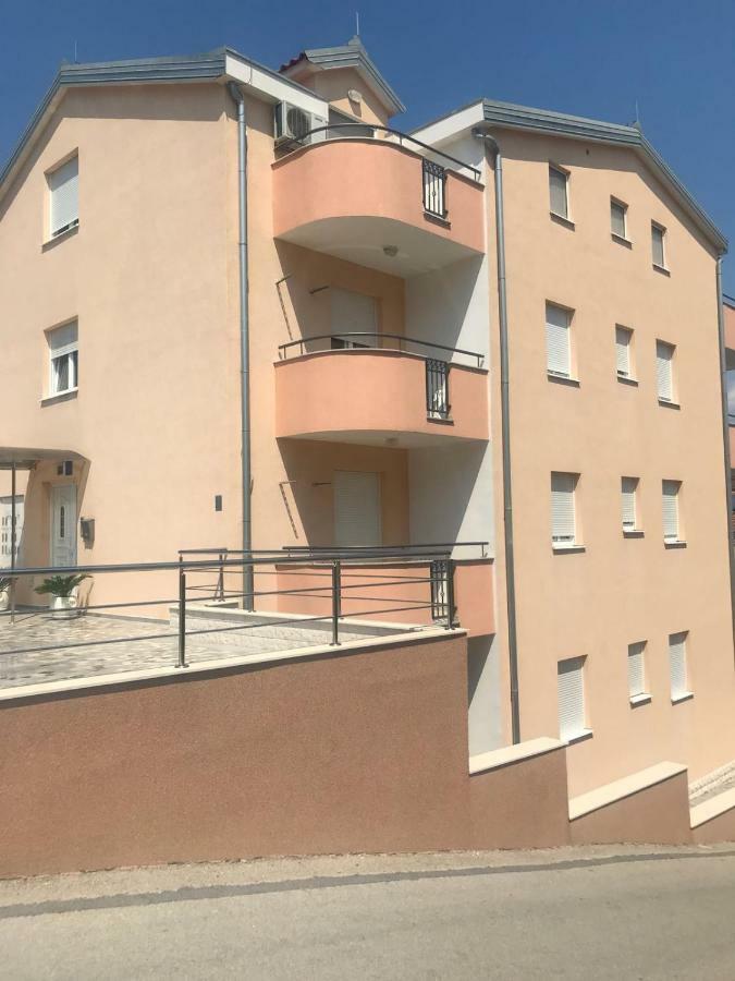 Apartments Villa Zica Trogir Eksteriør bilde