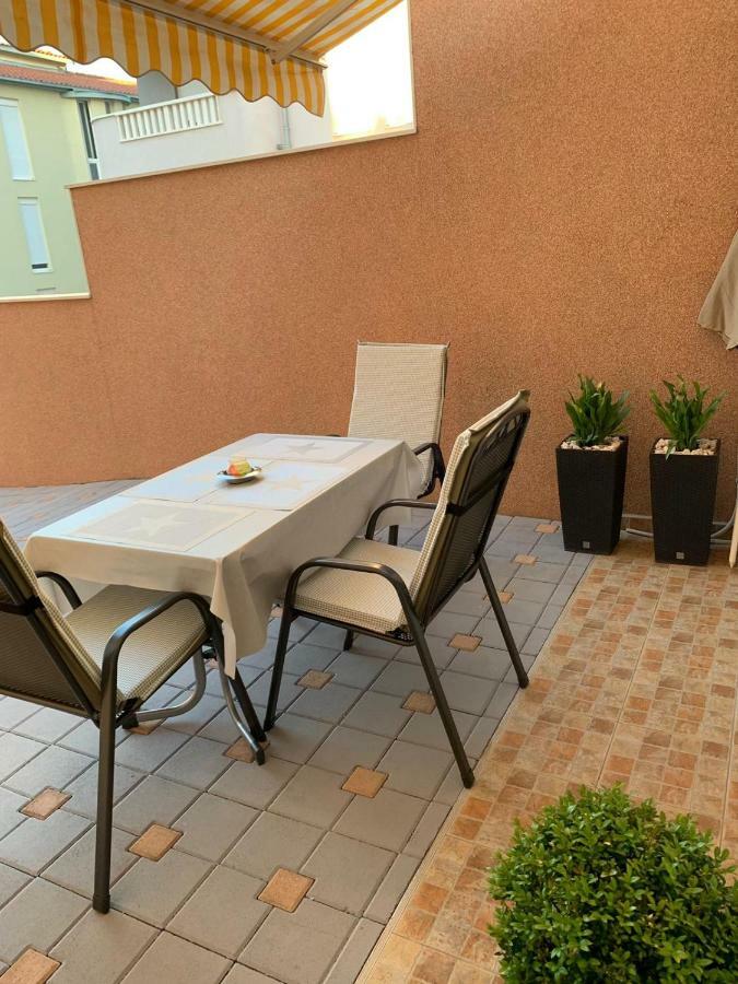 Apartments Villa Zica Trogir Eksteriør bilde
